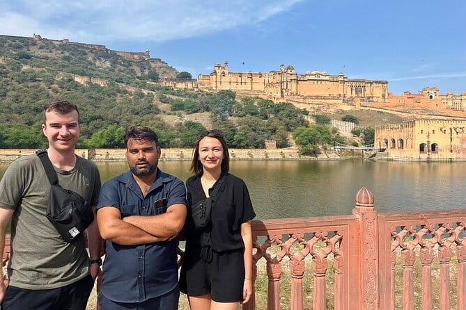 Jaipur Tour with Jaigarh Fort and Nahargarh Sunset - Getting From Stop to Stop: Private Car Comfort That Reduces Stress