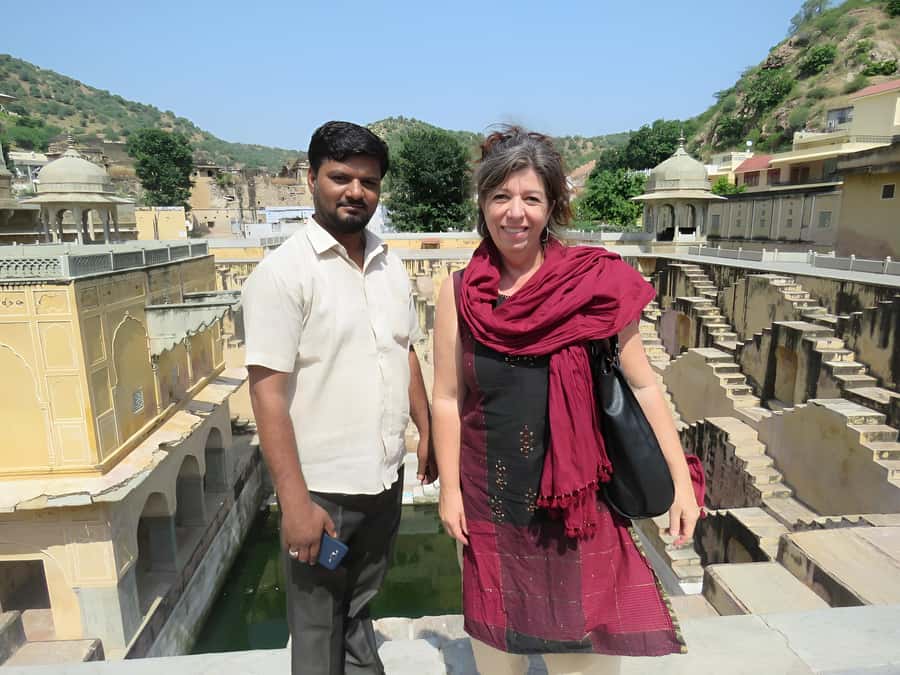 Jaipur: Tour with Nahargarh Sunrise or Monkey Temple Sunset - Hawa Mahal plus craft workshops: how to make the half-day feel longer