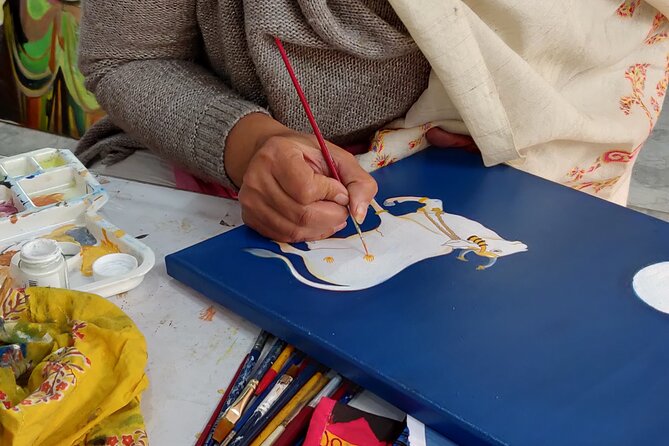 Learn to make a Pichwai Painting - Where the class happens: Colorbox Art Academy in Vaishali Nagar