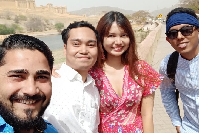 Pink city private Day Tour by Tuk Tuk with English speaking driver.. - Jaigarh Fort: great views, but treat it like a timed bonus