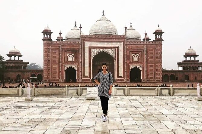 Private Day Trip from Jaipur Taj Mahal and Fathepur Sikri - Agra Fort: the Mughal power story after the marble