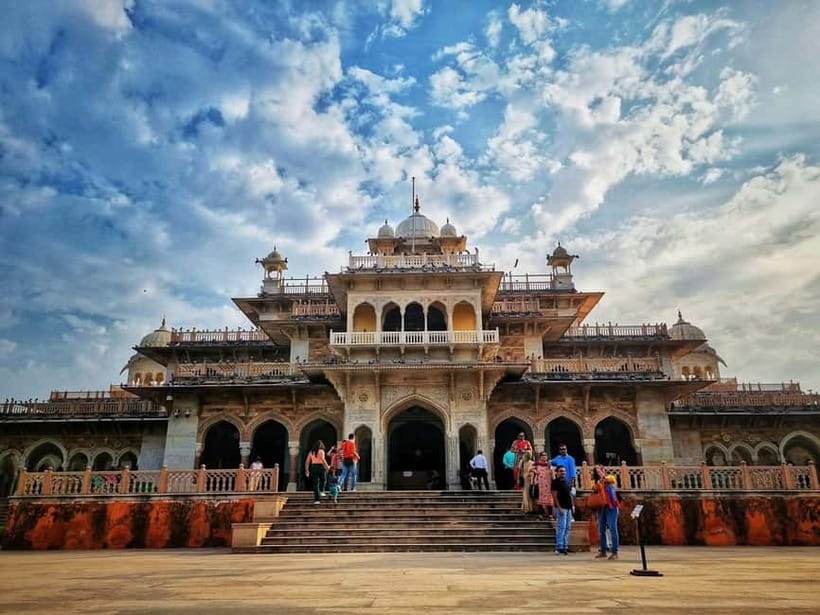 Private Full-Day Jaipur Guided Tour with Monkey Temple - Amber Fort and the Glimpse of Jal Mahal