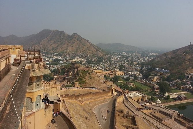 Private Full Day Jaipur Sightseeing With Tickets - Guide and driver quality: what names like Jagdish Singh mean for your day