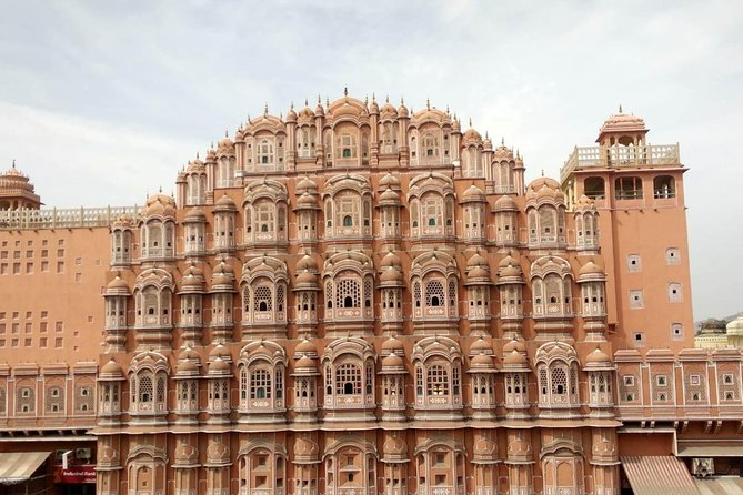 Private Full Day Tour of Jaipur with Guide - City Palace of Jaipur: Royals, Power, and the Maharaja-Astronomer Connection