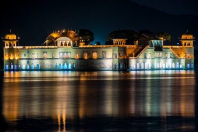 Private Guided Half Day Tour Jaipur - Pickup and transport: the part that saves your nerves in Jaipur traffic