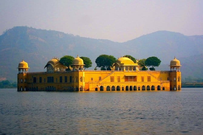 Private Guided Same Day Jaipur Tour From Delhi By Car - Price and value: what $5 per person is really buying