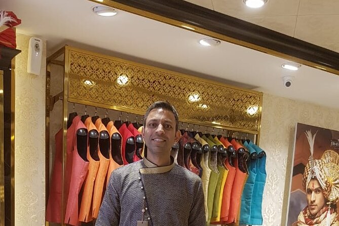 Private- Jaipur Full Day Guided Tour - Old Jaipur lanes, lassi in hand, and craft time