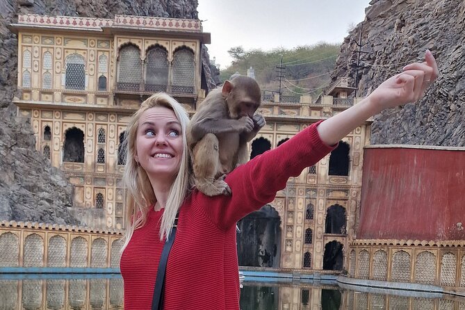 Private Jaipur Half-Day: Amber Fort, Stepwell, Jal Mahal & Gaitor - Royal Gaitor Tombs: marble carvings and royal cenotaphs to close the day