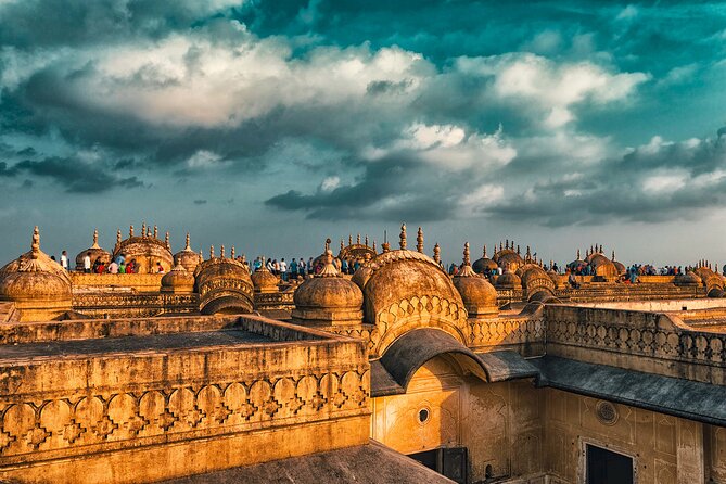 Private Jaipur Night Tour with Nahargarh Sunset Views - Albert Hall Museum’s Yellow Glow: A Landmark That Looks Better at Night