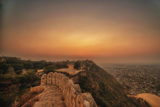 Private Jaipur Night Tour with Nahargarh Sunset Views - Birla Mandir Temple: Clean Lights and a Calm Late Evening Pause