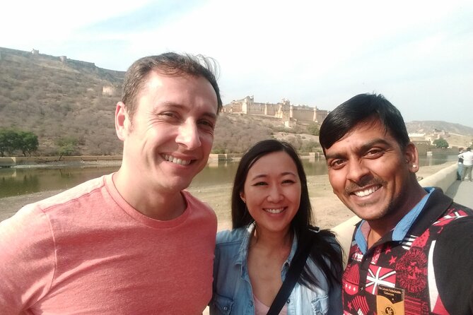 Private Jaipur Pink City Tour by Car & Driver with a Tour Guide - City Palace + Hawa Mahal: Pink City Icons in One Long Stretch