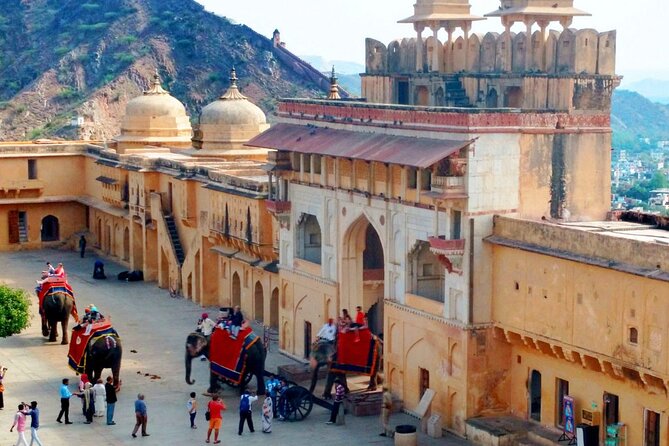 Private Jaipur sightseeing Tour by Car - All Inclusive - Price and what all-inclusive really means (tickets, car, and Sheeshmahal)