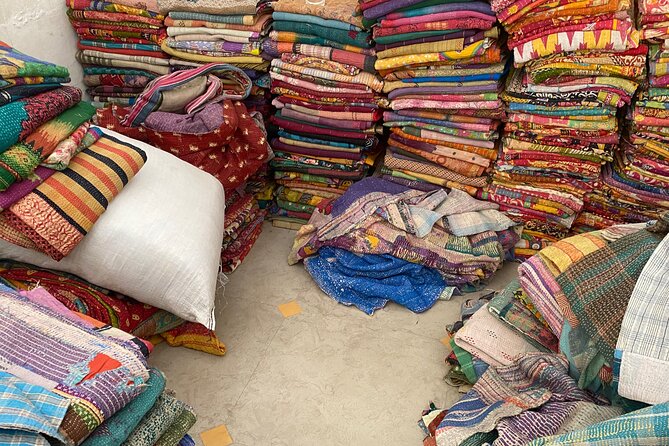 Private Shopping Tour in Jaipur - Stop 1: Heritage Textiles and the appeal of custom-made garments