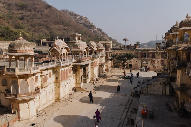 Private Temple Tour in Jaipur w/ Guide, Transportation & Sites - Tarkeshwar Mahadev Temple: Shiva in the Aravalli Hills