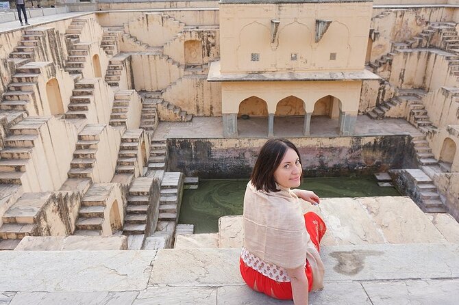 Private Tour of Jaipur's Most Instagrammable & Photogenic Spots - Stop-by-stop: Patrika Gate, Jal Mahal, and Panna Meena ka Kund