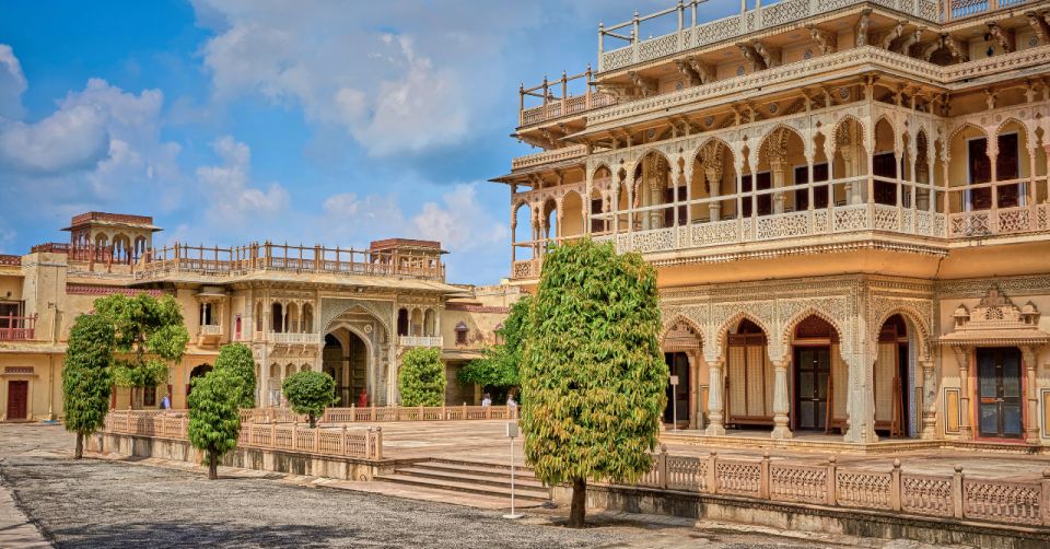 Same Day Jaipur Tour from Delhi by Car or Train - A Jaipur Day Trip That Packs the Icons (Without Making You Do the Math)