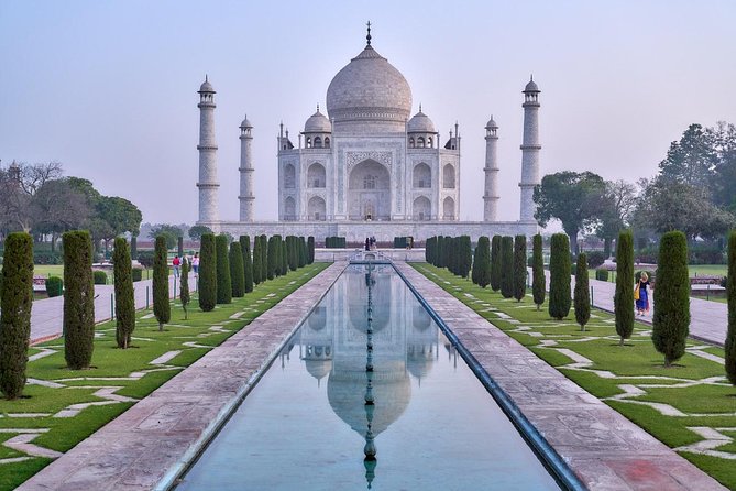 Skip The Line: Sunrise Taj Mahal & Agra Day Tour From Jaipur - The Tour Guides: Why the Right Explanation Changes Everything