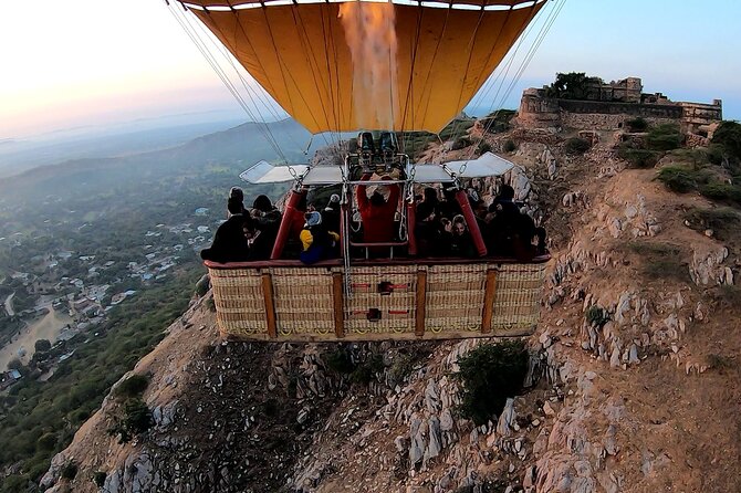 SkyWaltz Hot Air Balloon Safari - Why a Jaipur Sunrise Flight Feels Different