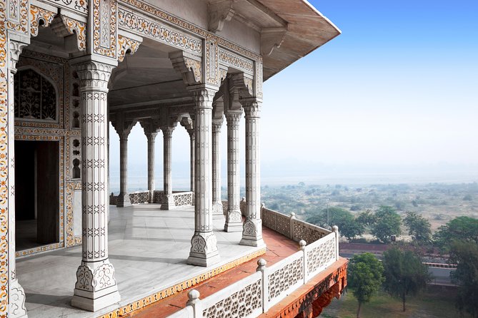 Sunrise Taj Mahal, Agra Fort & Baby Taj Tour from Jaipur by Car - Private car value: what you’re really paying for