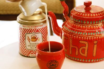 Tea Tasting Session at India's oldest tea boutique : Sancha Tea Boutique - Darjeeling Spring, Summer, Autumn: the comparison you’ll remember