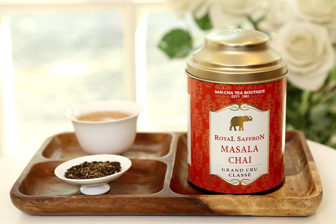 Tea Tasting Session at India's oldest tea boutique : Sancha Tea Boutique - Learning the history of Indian tea (without turning it into a lecture)