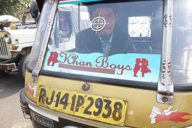 Travel Through the Streets of Jaipur by Tuktuk with a Local - Safety and trust: why the right driver changes the day