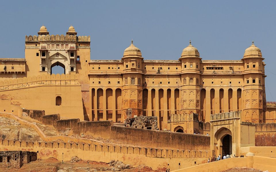 Two days Jaipur tour with guide by private car. - Day 1: Hawa Mahal, City Palace, Jantar Mantar, and the Amer Fort Chain
